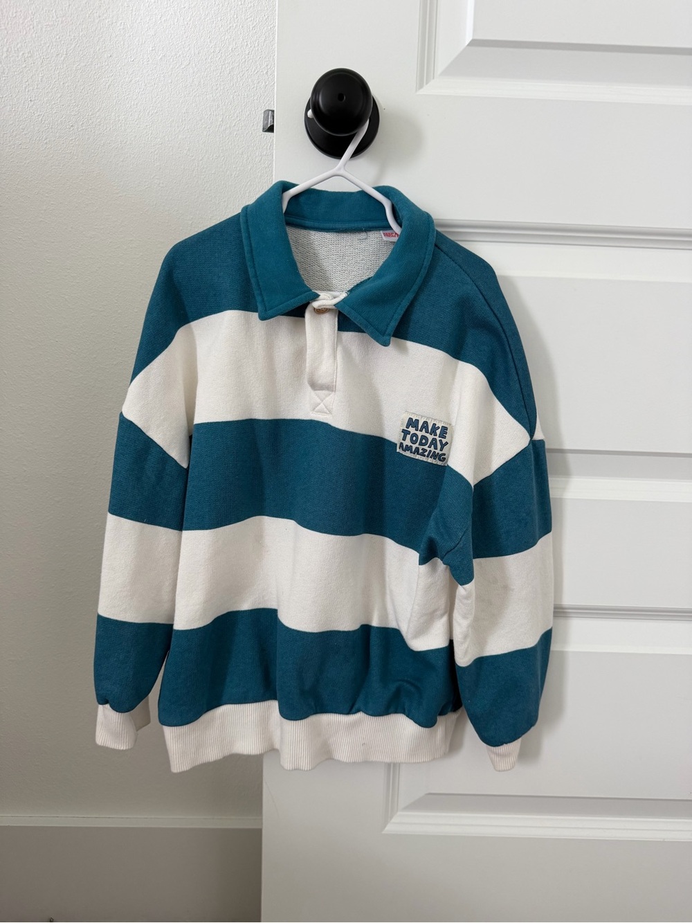 Zara Boy’s Striped Teal and White Rugby Pullover Sweater Size 6